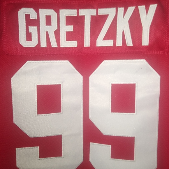 Wayne Gretzky #99 Retro Labatt Canada Cup Embroidered Hockey Jersey XL - Picture 3 of 7